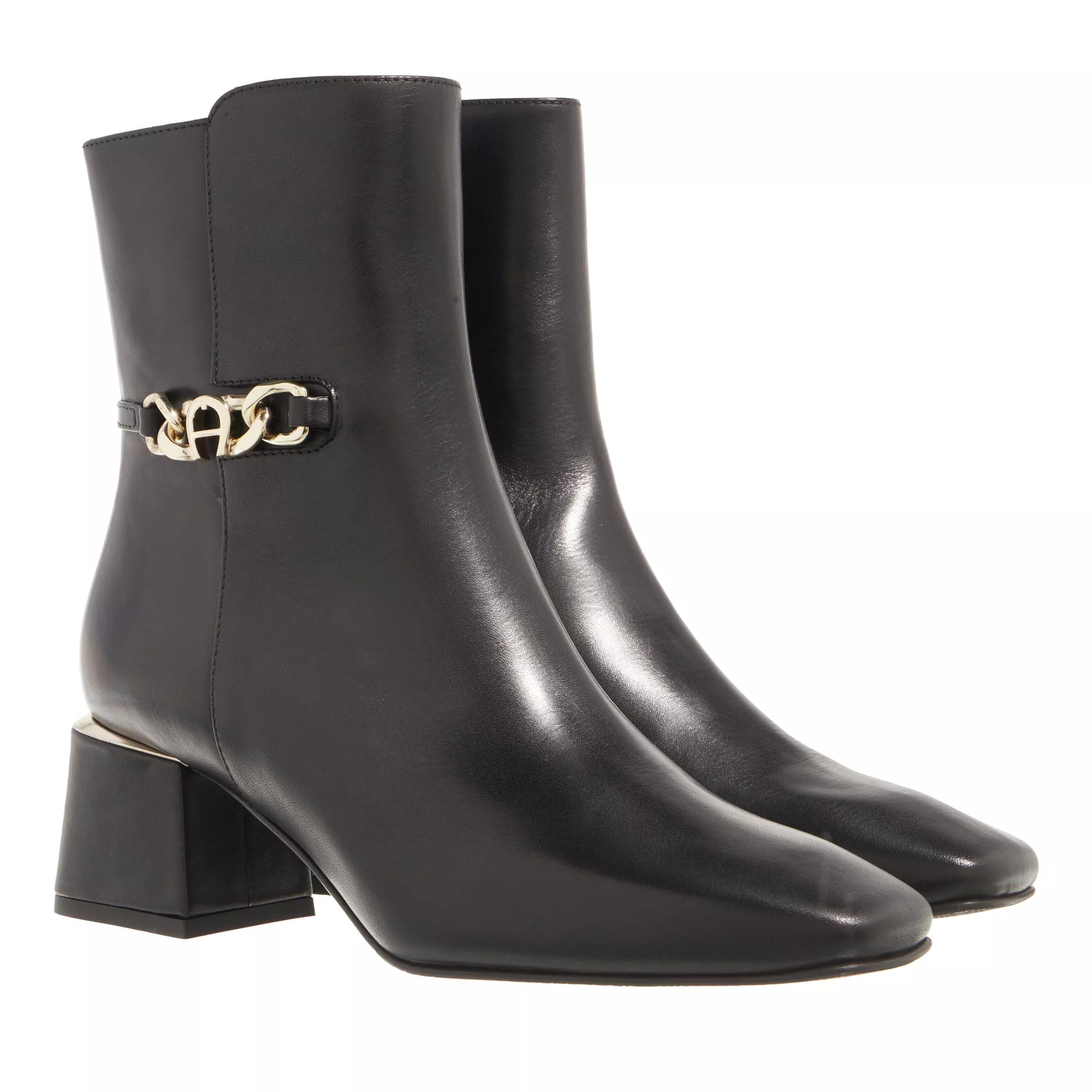 AIGNER Olivia 16 Black Ankle Boot