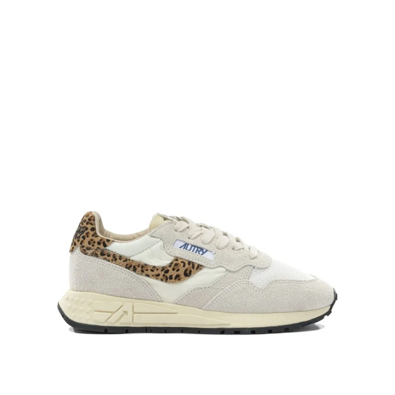 Autry International Lage-top sneaker Light Beige Sneakers Grey