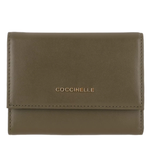 Coccinelle Metallic Smooth Wallet Evergreen Tri-Fold Portemonnee
