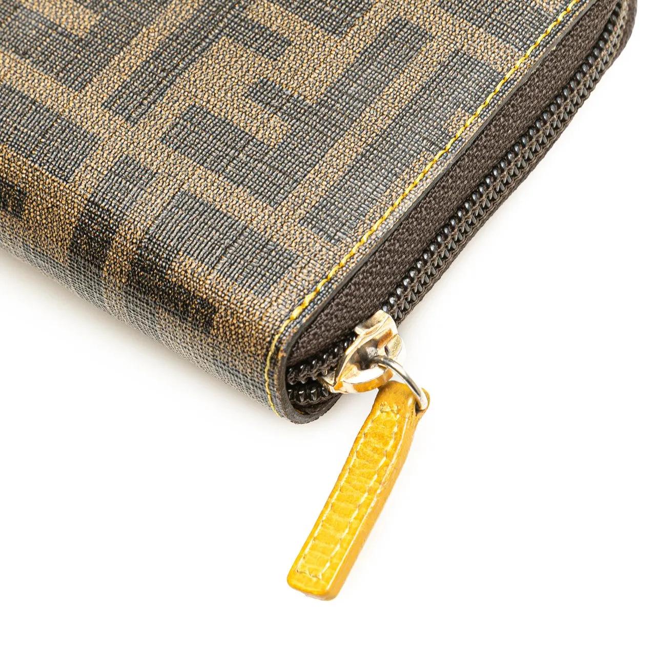 Thumbnail - Fendi Portemonnaie - Zucca Coated Canvas Zip Around Long Wallet - Gr. unisize - in Braun - für Damen