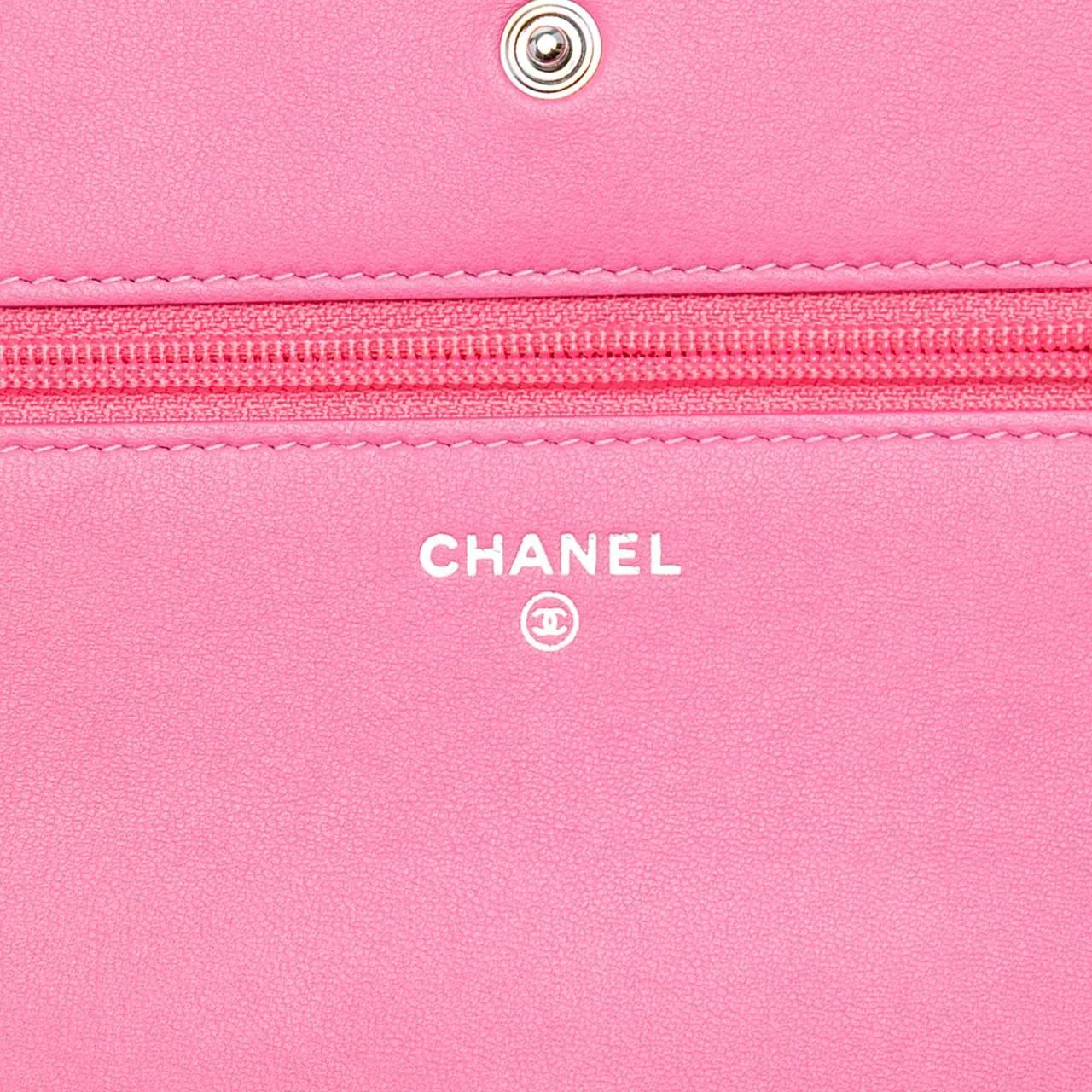 Thumbnail - Chanel Hobo Bags - Ombre Lambskin Degrade Wallet On Chain - Gr. unisize - in Gold - für Damen