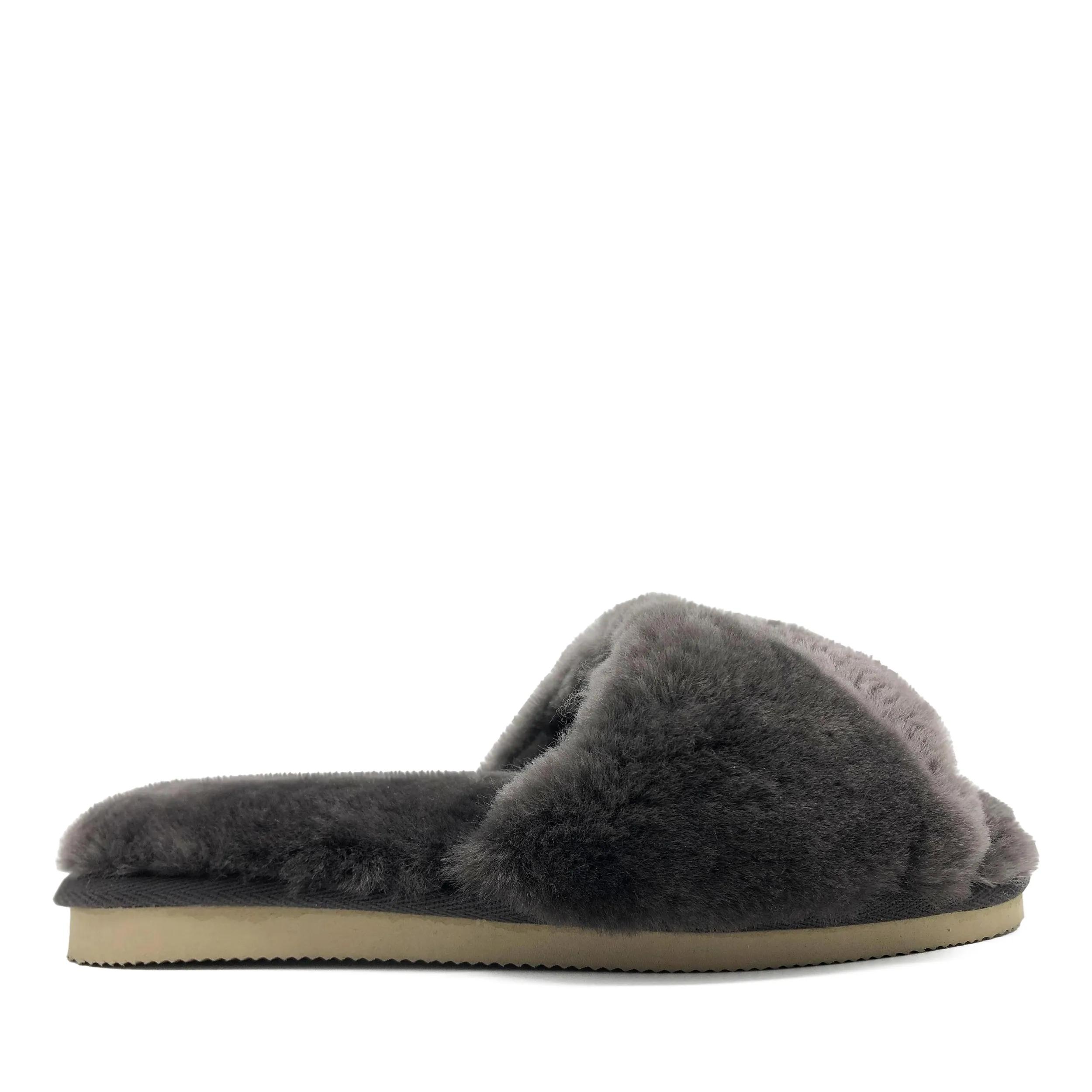 thies Sneakers - thies 1856 ® Fluffy Slide grey (W) - Gr. 41 (EU) - in Grau - für Damen