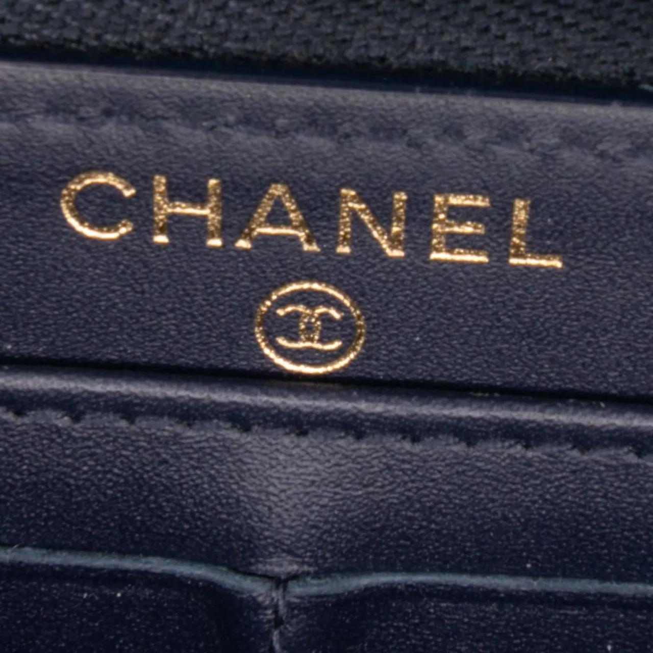 Thumbnail - Chanel Portemonnaie - CC Quilted Caviar Zip Around Long Wallet - Gr. unisize - in Blau - für Damen