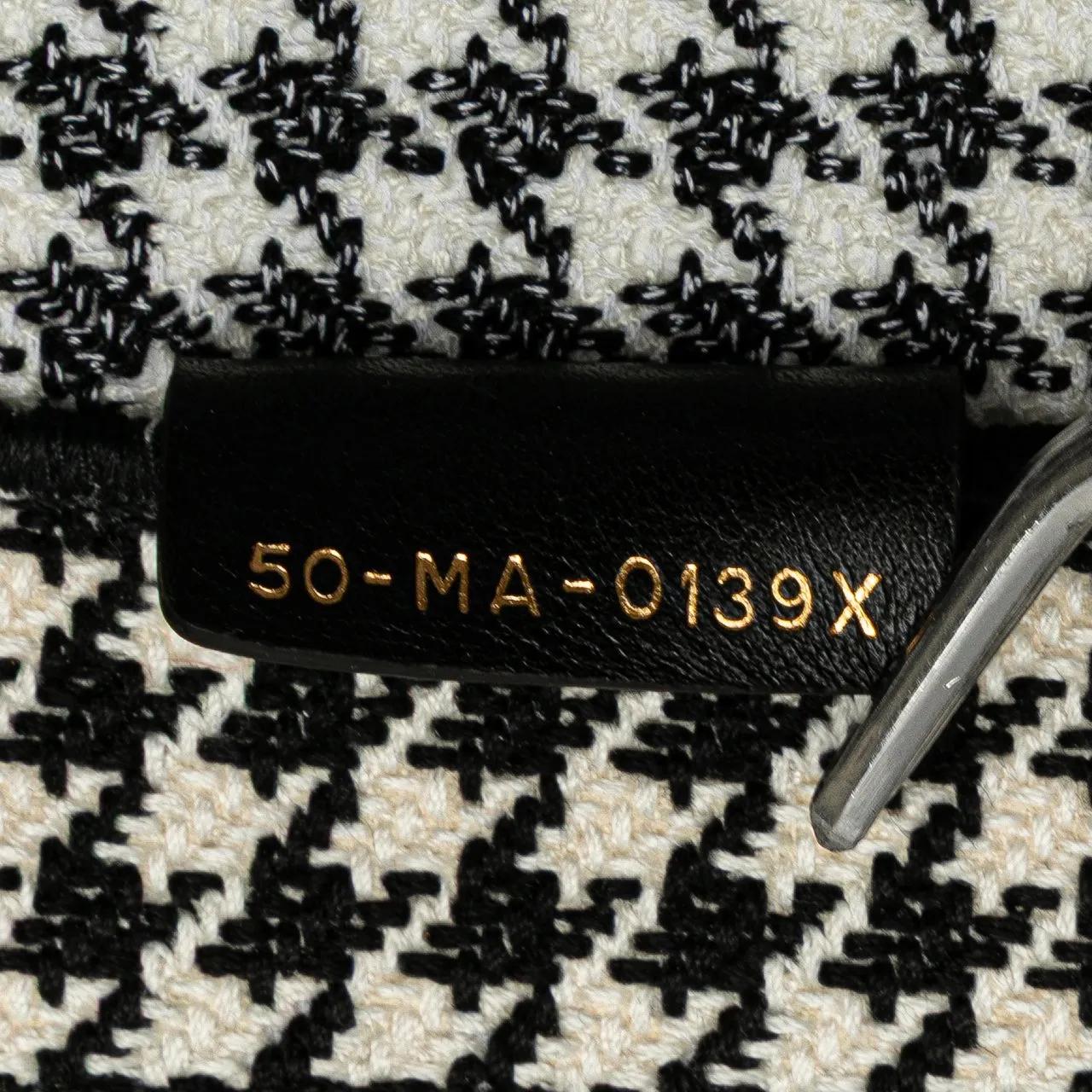 Thumbnail - Christian Dior Shopper - Large Canvas Houndstooth Embroidered Book Tote - Gr. unisize - in Schwarz - für Damen