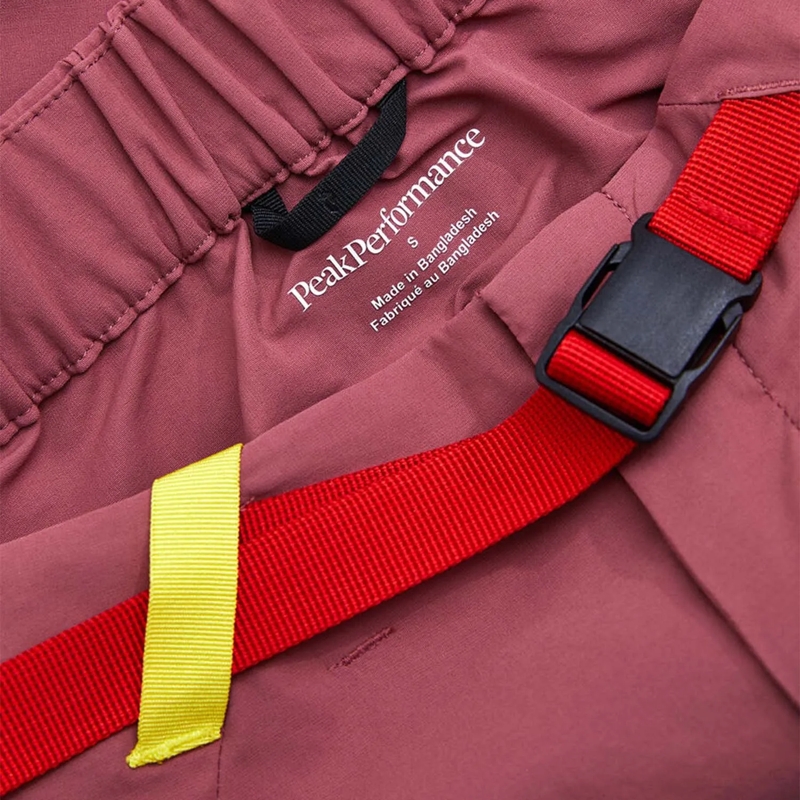 Peak Performance Freizeithose Shorts mit Logo rot(Image 4)