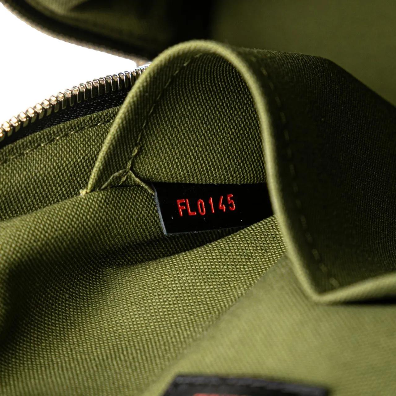 Thumbnail - Louis Vuitton Hobo Bags - Monogram Infrarouge Alma PM - Gr. unisize - in Schwarz - für Damen