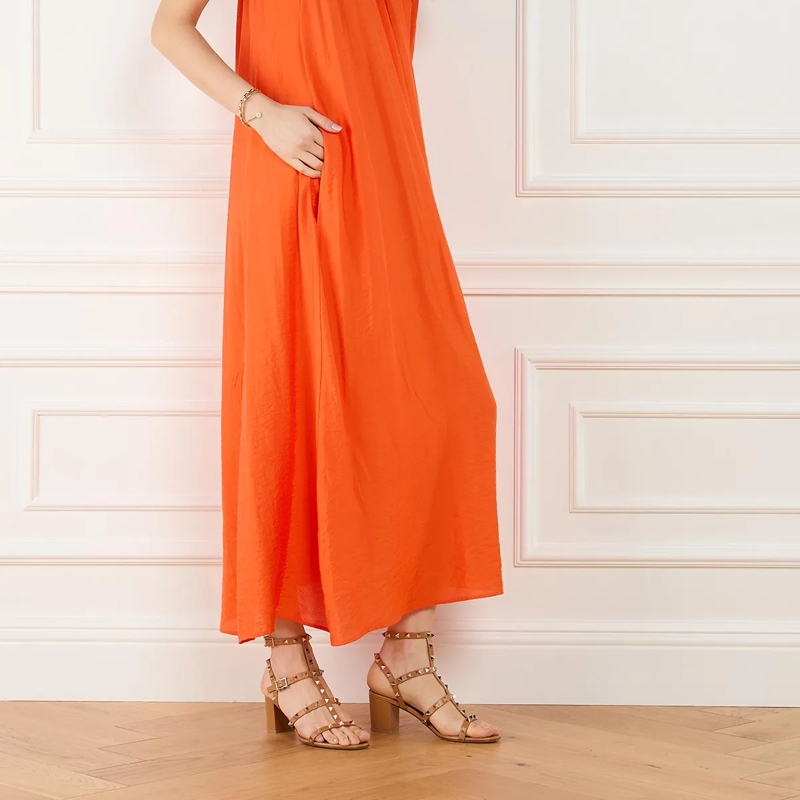 Valentino Garavani Sandales Rockstud Sandals Almond Beige(Image 2)