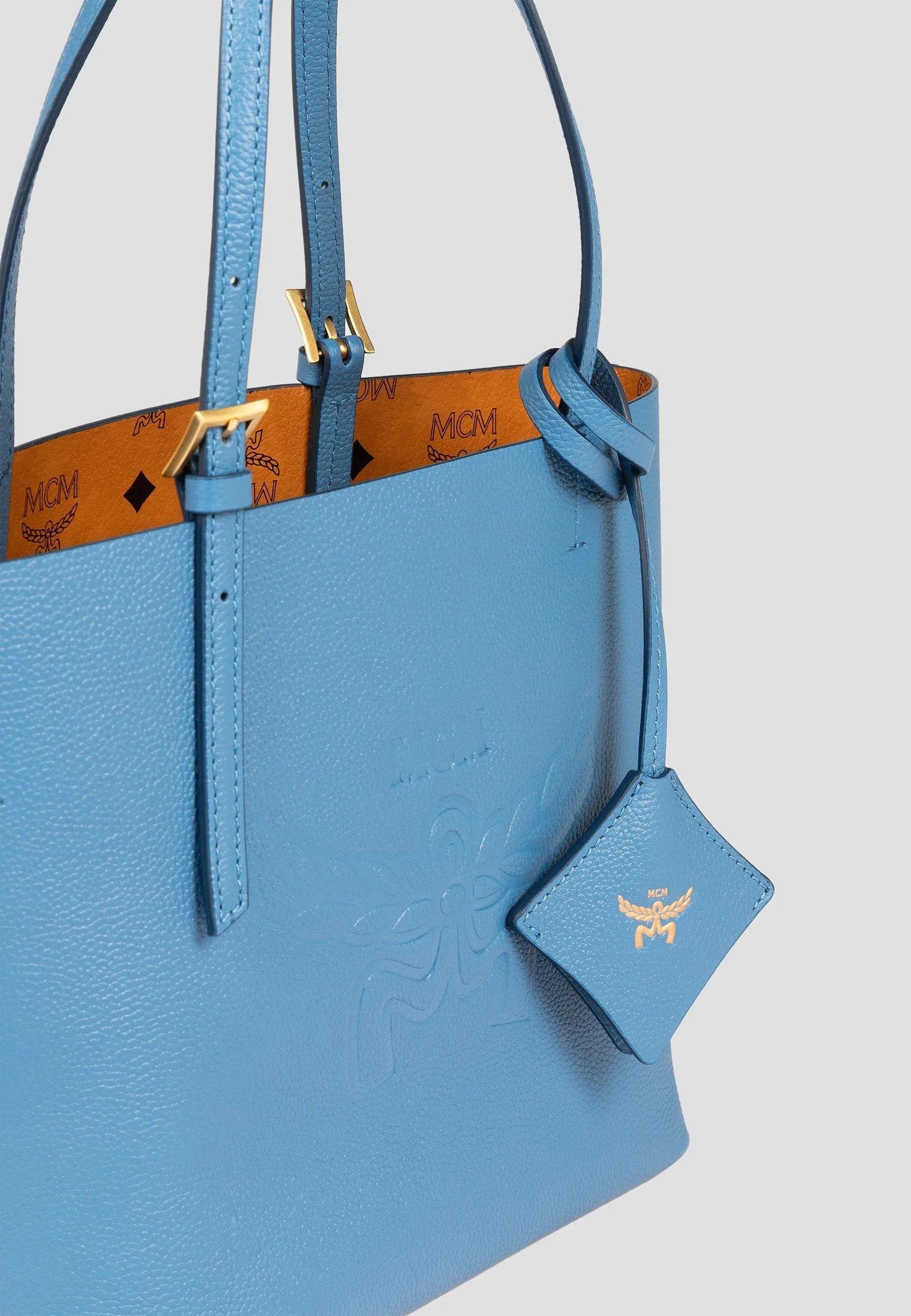 Thumbnail - MCM Crossbody Bags - Himmel Shopper aus Leder mit Logoprägung - Gr. unisize - in Blau - für Damen
