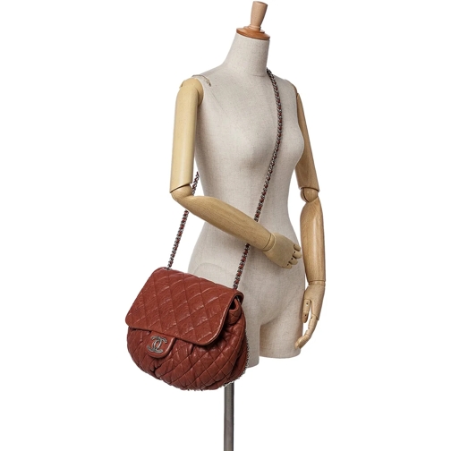 Chanel Sac à bandoulière 2010-2011 Large Quilted Lambskin Chain Around Flap braun (Image 10)