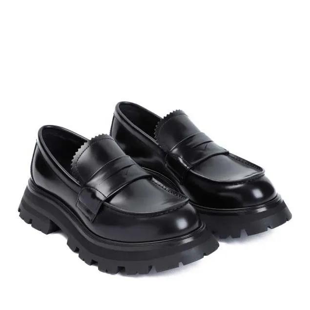 Alexander McQueen Loafers & Ballerinas - Black Brushed Calf Leather Loafers - Gr. 39 (EU) - in Schwarz - für Damen