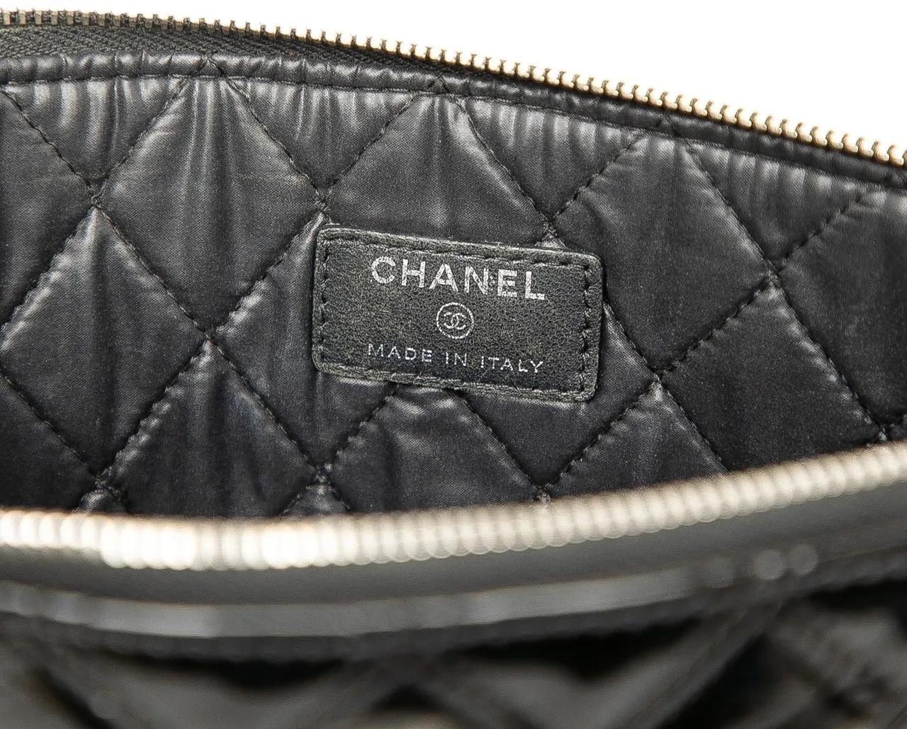 Thumbnail - Chanel Clutches - Medium Quilted Patent O Case Clutch - Gr. unisize - in Schwarz - für Damen