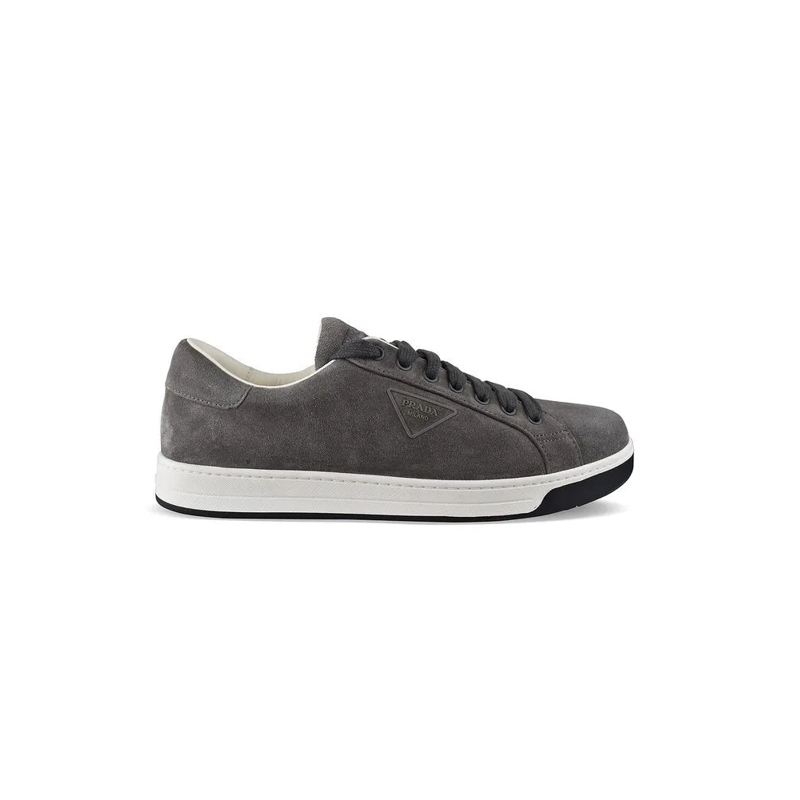 Prada Lage-top sneaker Low-Top Grey Suede Sneakers With Tone-On-Tone Logo Grey