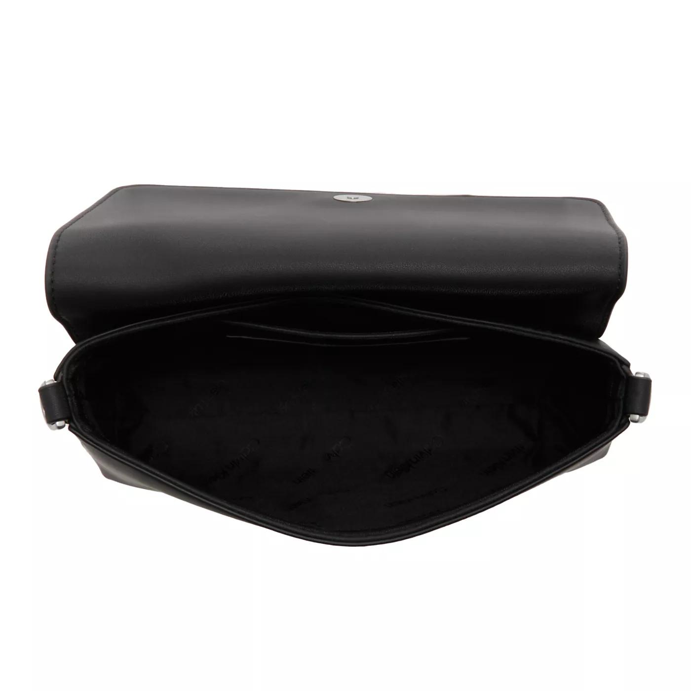 Calvin Klein Crossbody bags Must damen Handtasche Schwarz K60K611 in zwart