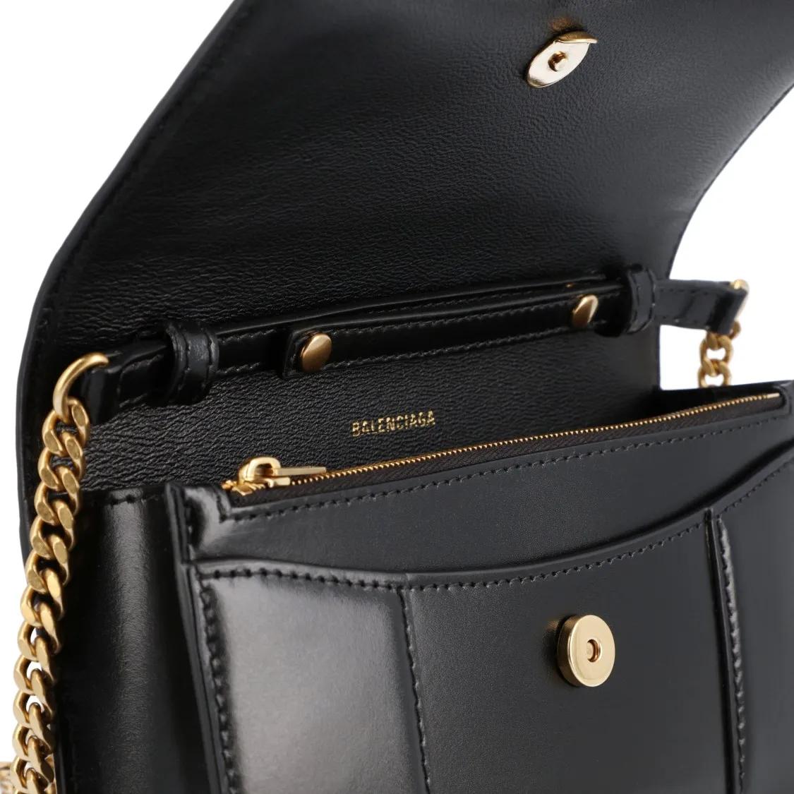 Thumbnail - Balenciaga Portemonnaie - Hourglass Wallet On Chain Box In Black - Gr. unisize - in Schwarz - für Damen
