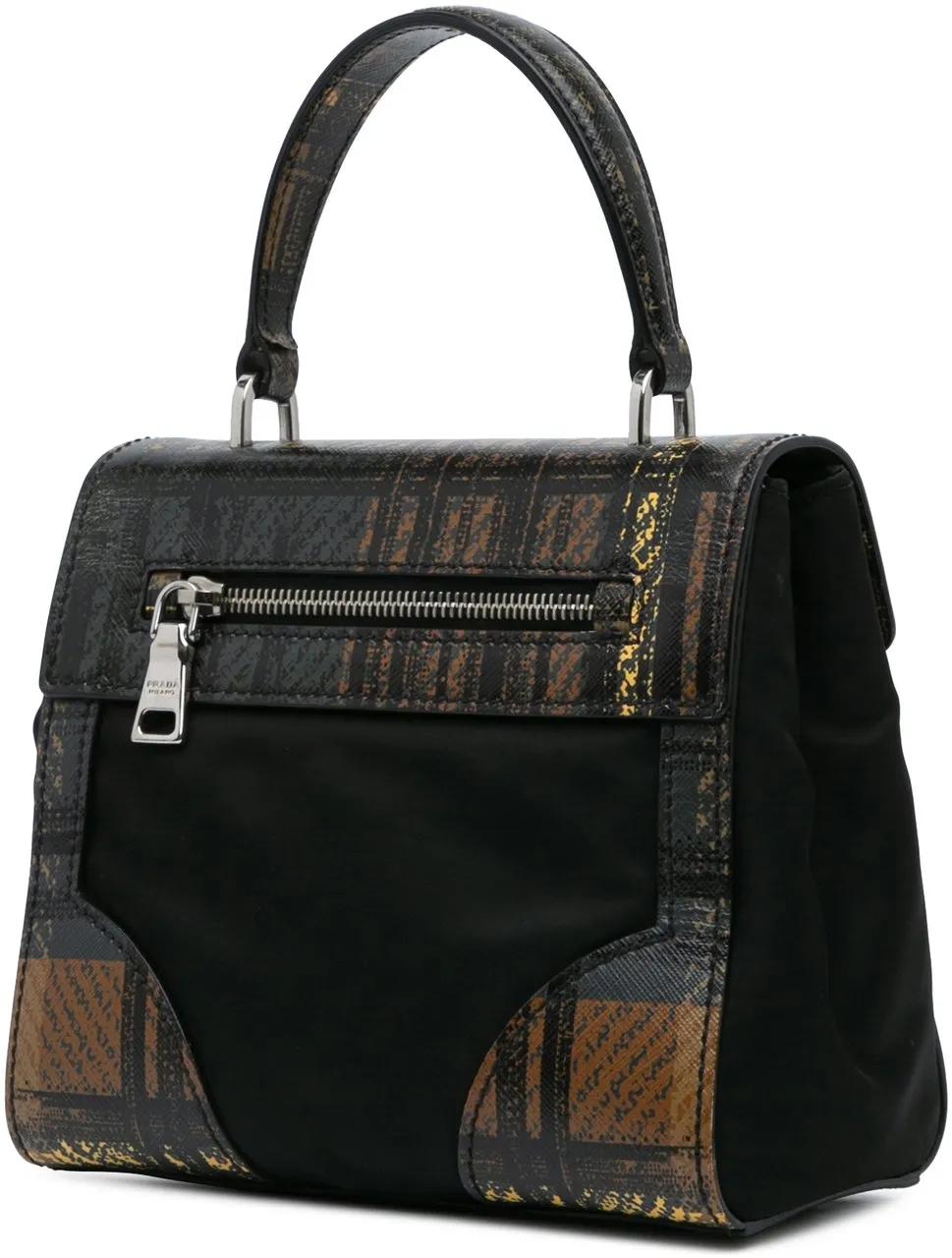 Thumbnail - Prada Hobo Bags - Tartan Saffiano Trimmed Tessuto Satchel - Gr. unisize - in Bunt - für Damen