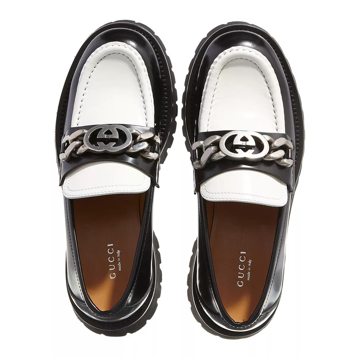 Gucci Loafers & ballerina schoenen Interlocking G Chain Loafer in wit