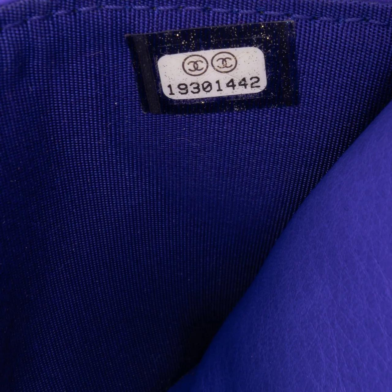 Thumbnail - Chanel Hobo Bags - CC Quilted Calfskin Fancy Wallet On Chain - Gr. unisize - in Blau - für Damen