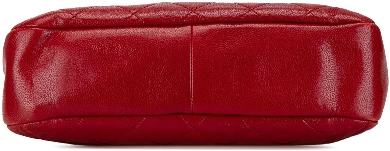 Chanel Shoppers Quilted Caviar Soft Shopper Tote in rood