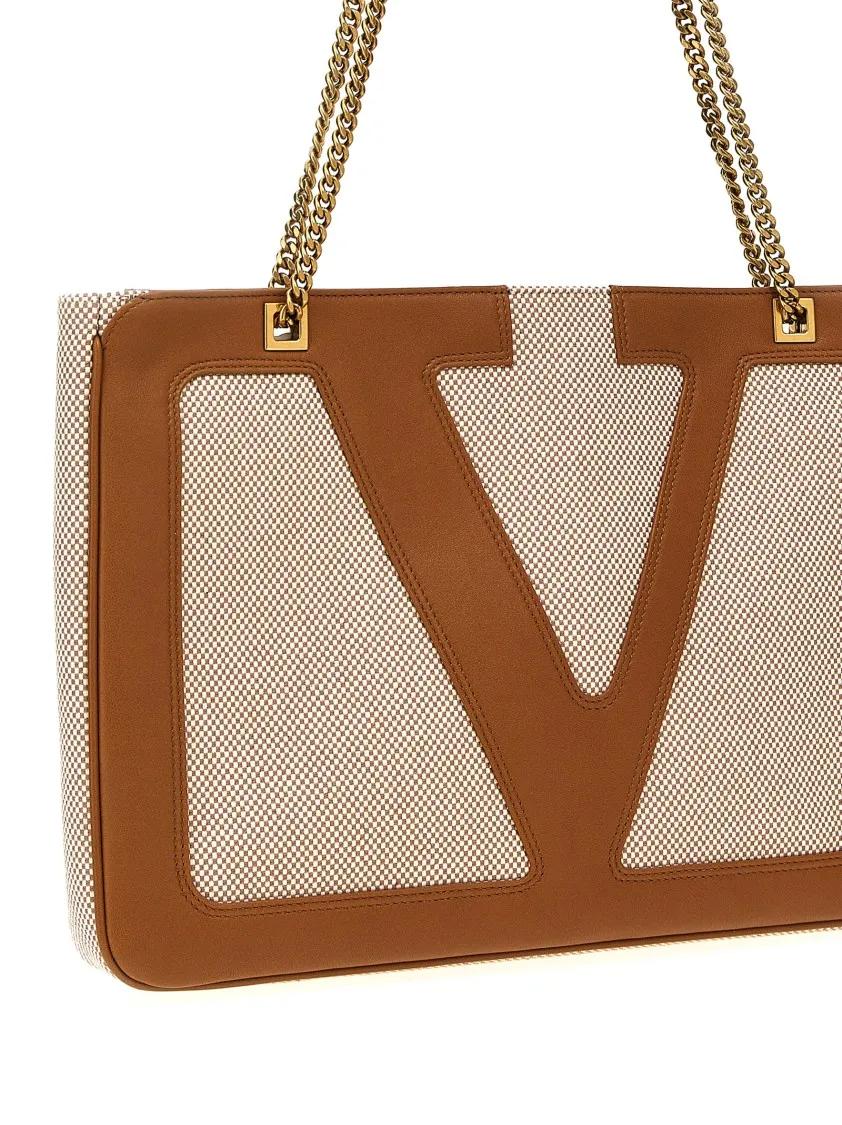 Valentino Garavani Shoppers & Totes 'Viva Superstar' Midi Shopping Bag in bruin
