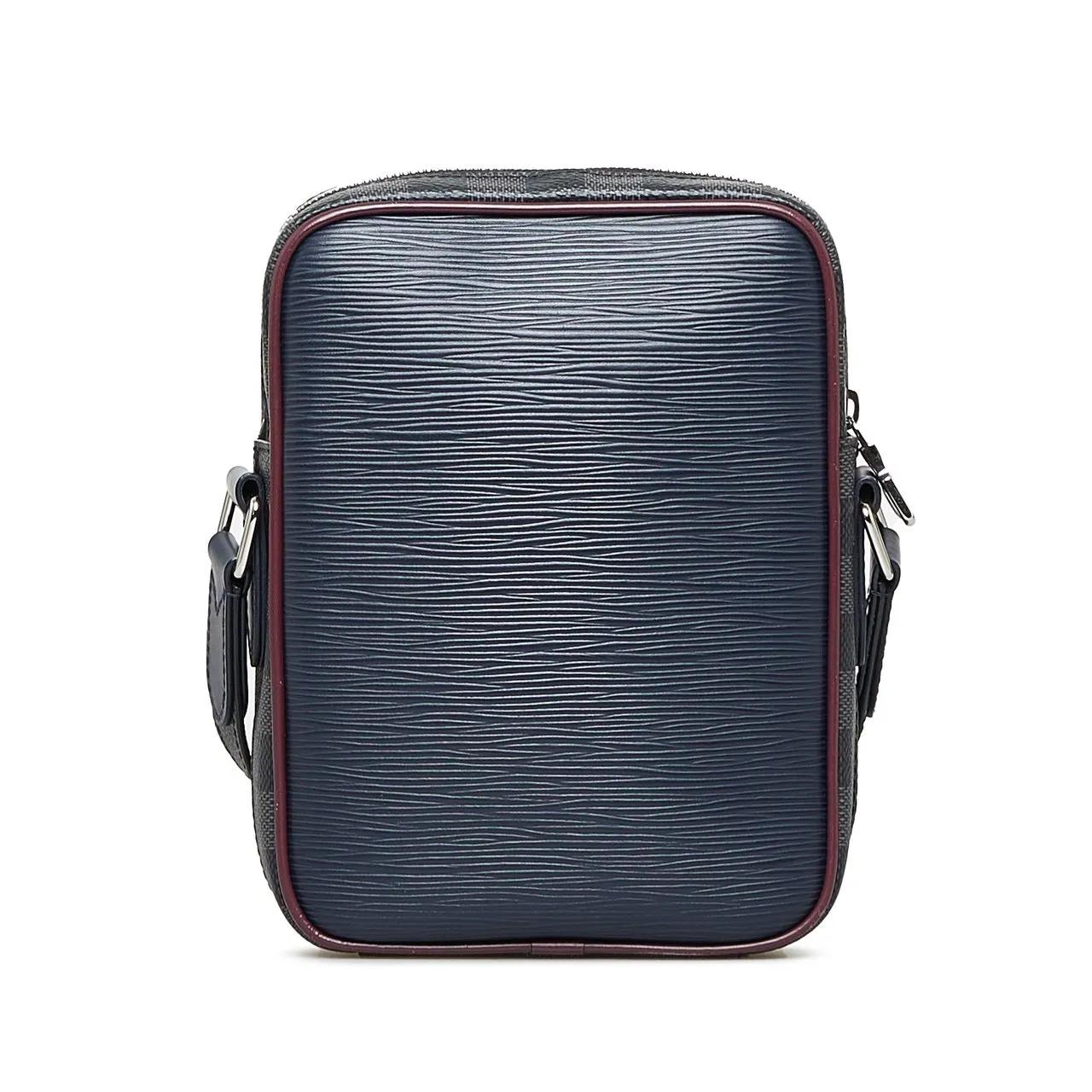Louis Vuitton Hobo bags 2019 Epi Damier Graphite Danube Slim in zwart