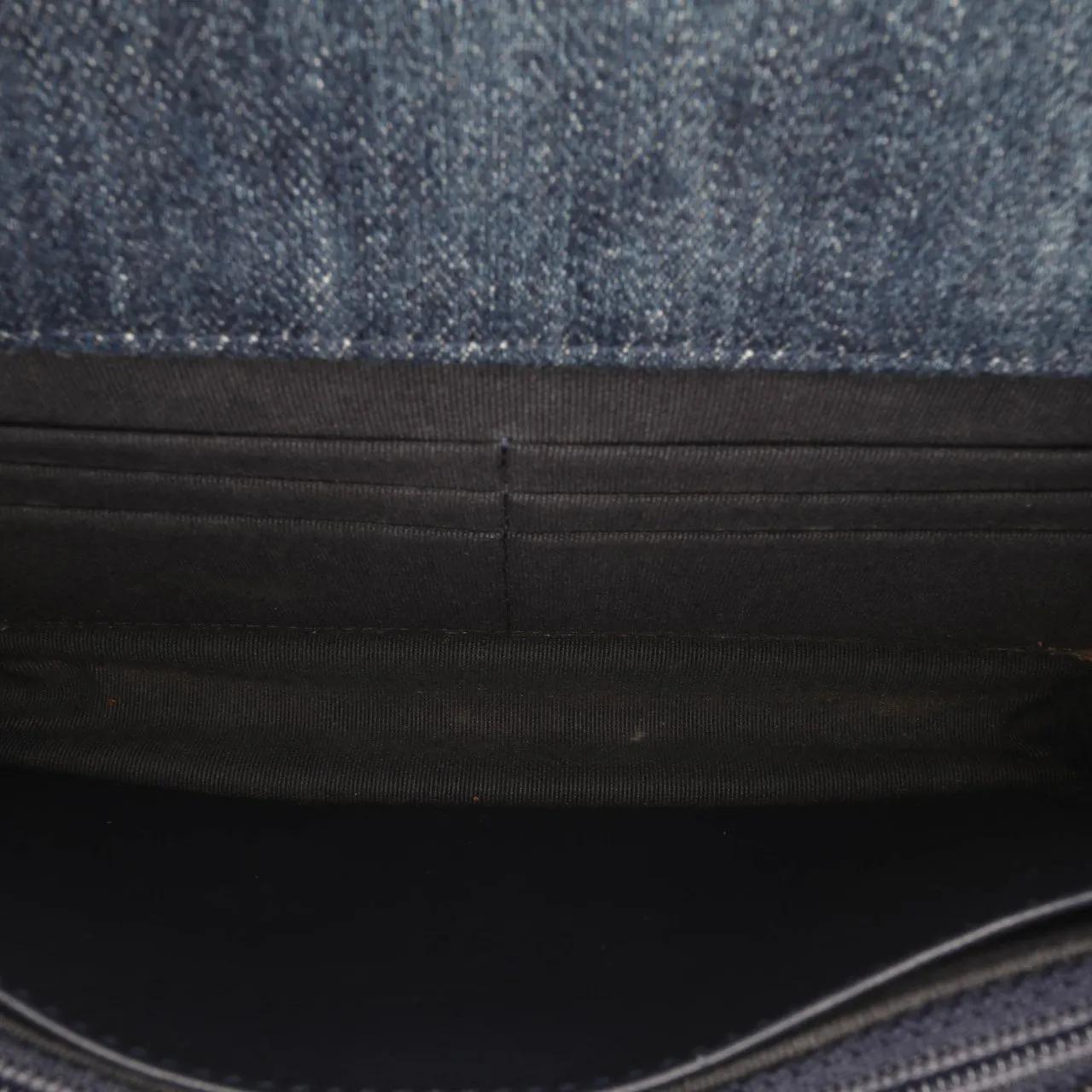 Thumbnail - Chanel Hobo Bags - 2021-2024 Denim Stitched 19 Flap Wallet On Chain - Gr. unisize - in Blau - für Damen