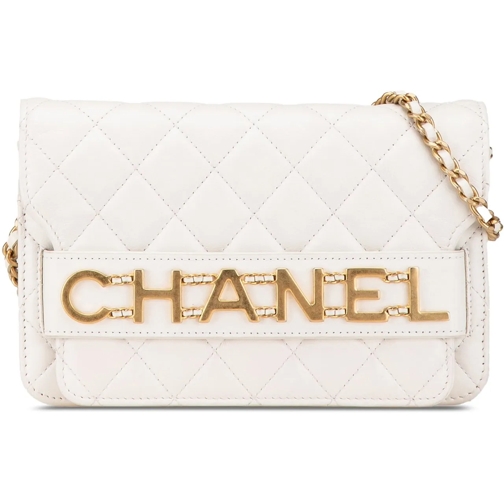 Chanel Porte-cartes 2019 Calfskin Enchained Flap Wallet on Chain weiß