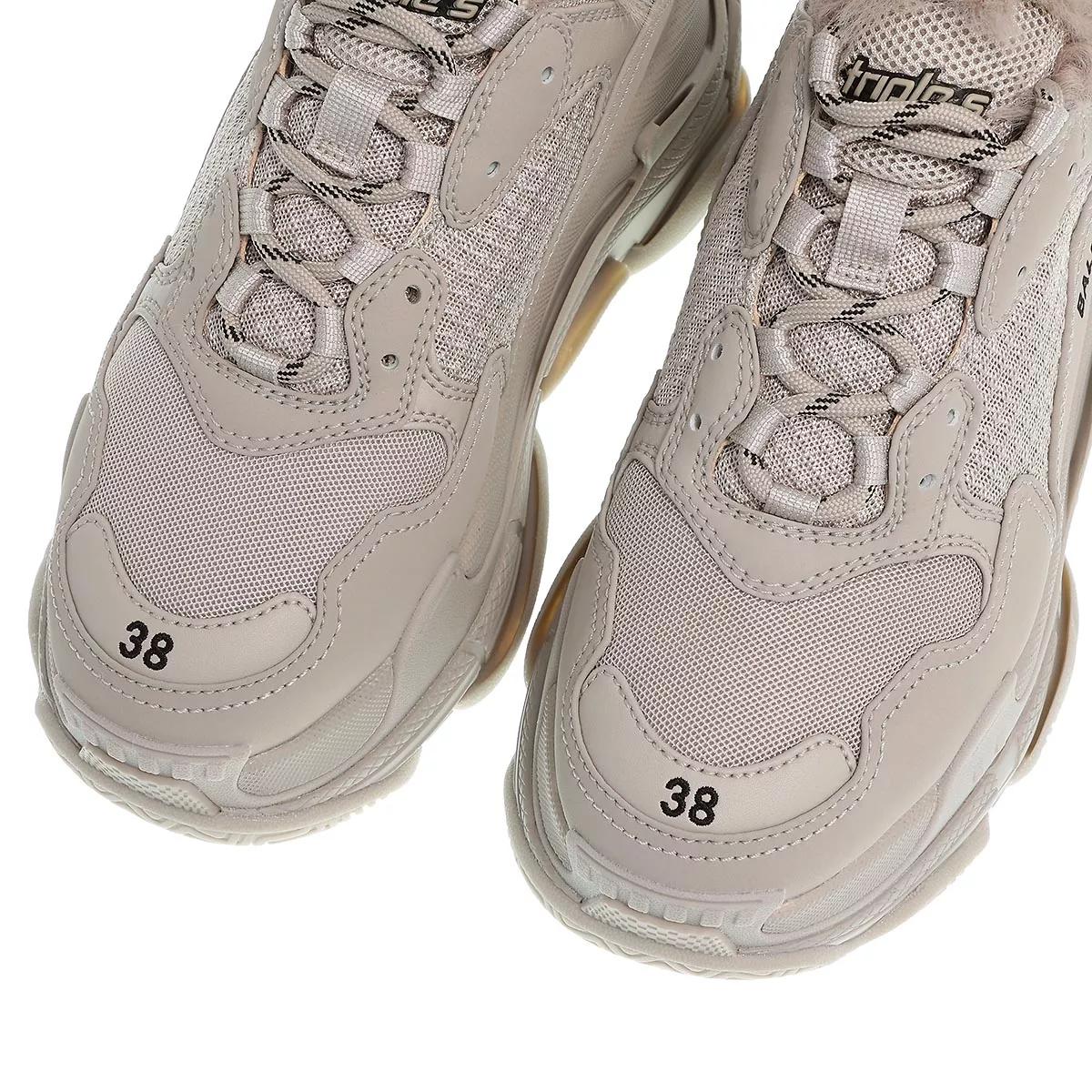 Balenciaga Triple S Sneakers Fake Fur Beige Low Top Sneaker