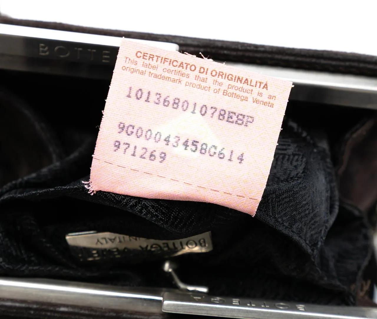 Thumbnail - Bottega Veneta Crossbody Bags - Suede Frame Clutch on Chain - Gr. unisize - in Braun - für Damen