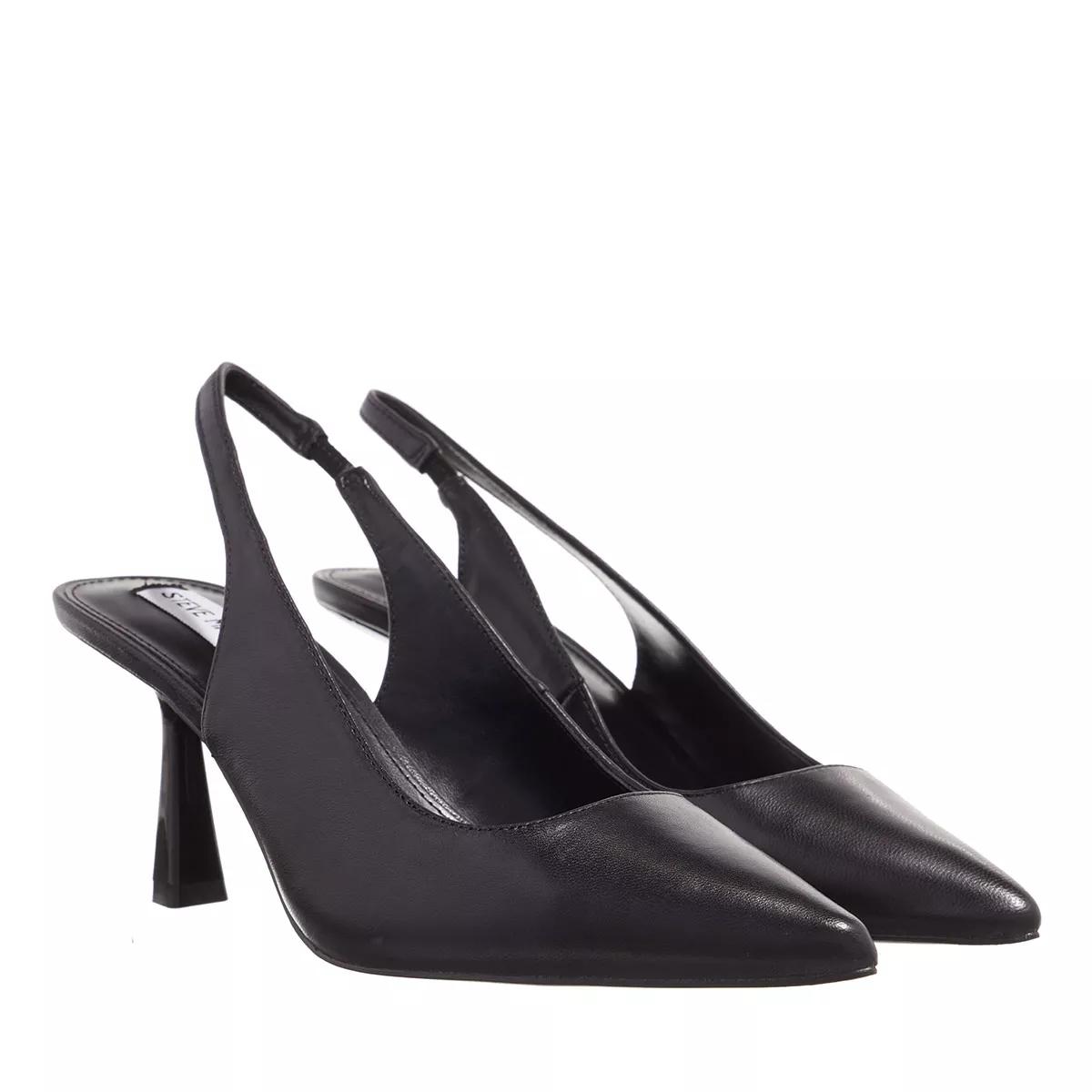 Steve madden kitten heel on sale pumps