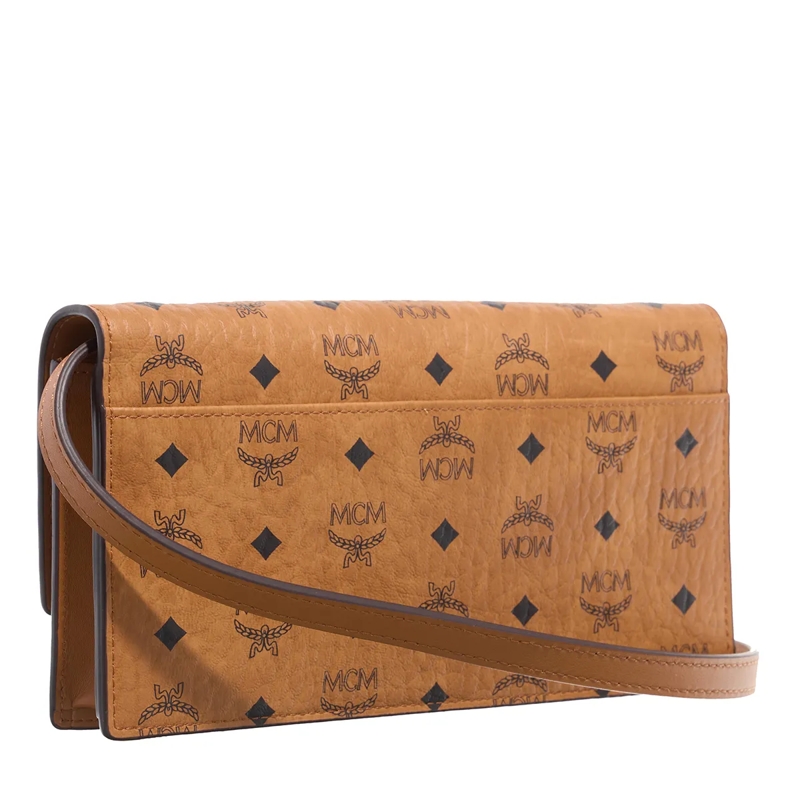 MCM Wallet On A Chain Aren Visetos Wallet On Chain Lrg Co Cognac(Image 4)