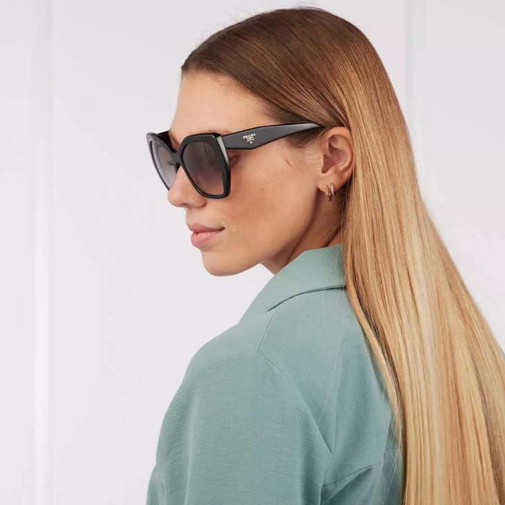Prada 16rs sale