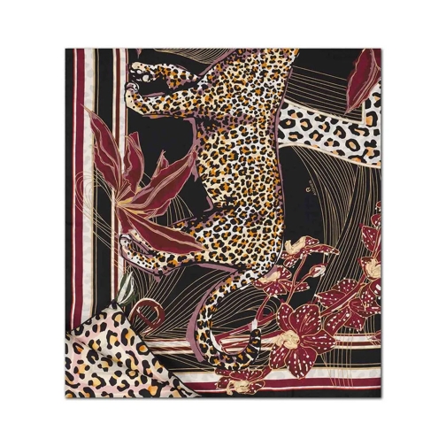 AIGNER  Tuch aus Seide im Animal Print Schwarz