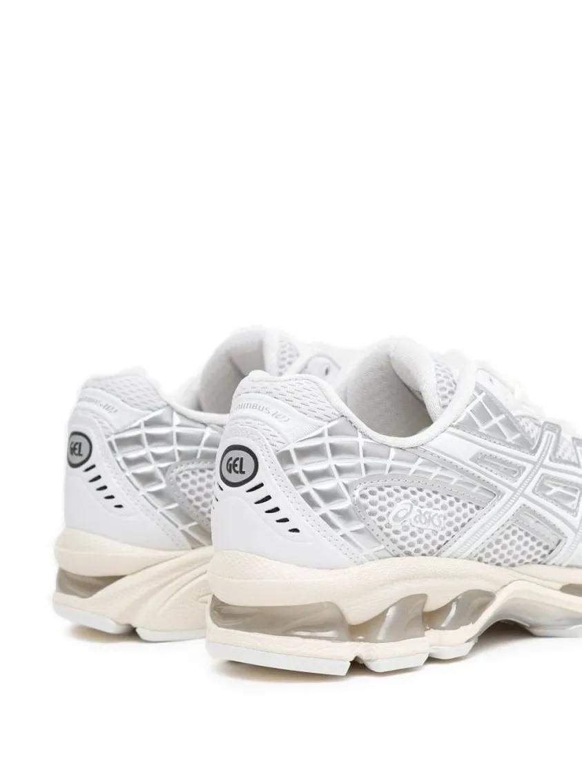 Thumbnail - Asics Low-Top Sneaker - Gel Nimbus 10 Sneakers With Signature Cushioning T - Gr. 7 - in Weiß - für Damen