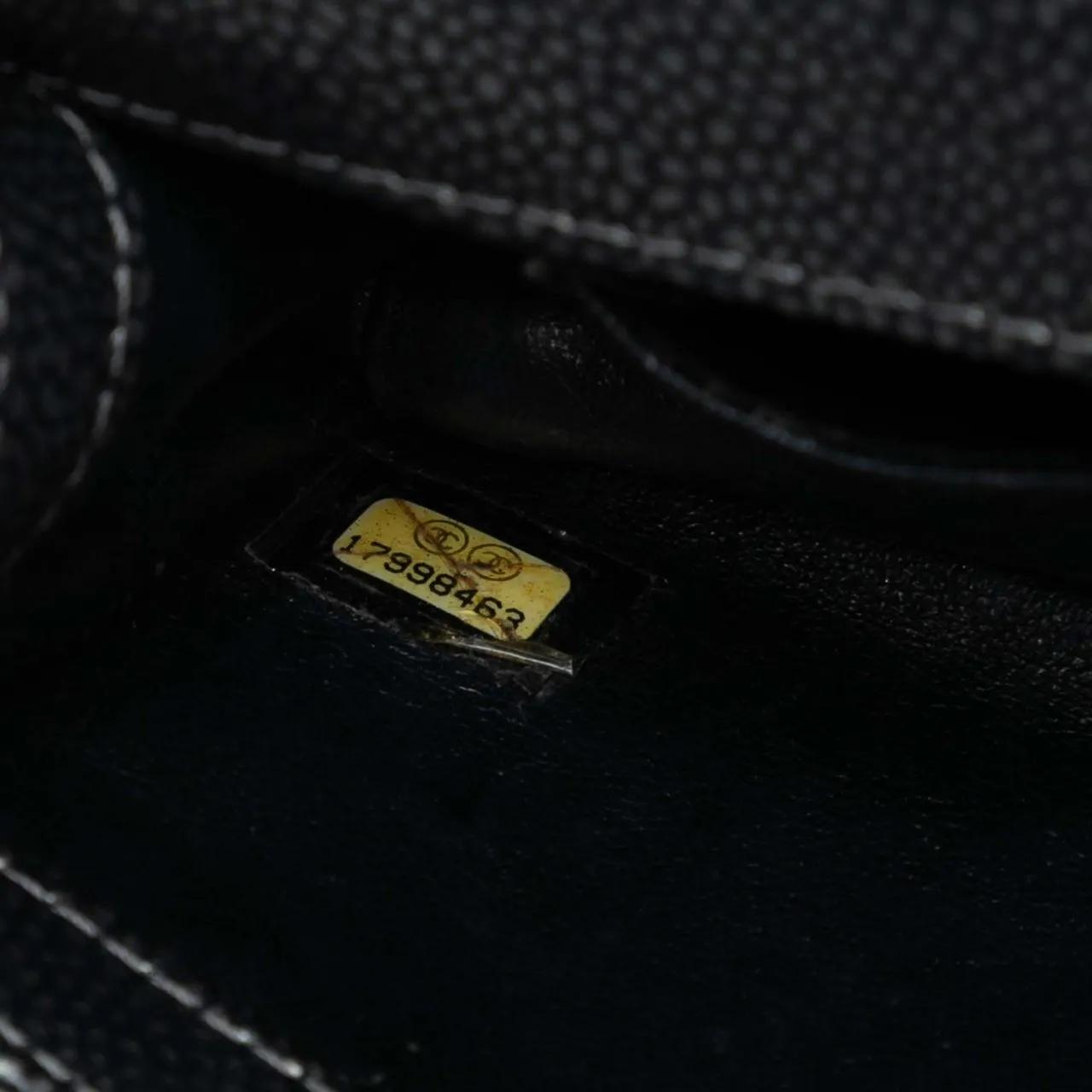 Thumbnail - Chanel Hobo Bags - CC Metallic Caviar Interlaced Chain Clutch on Stra - Gr. unisize - in Schwarz - für Damen