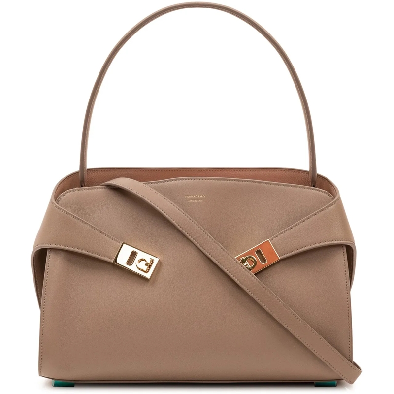 Salvatore Ferragamo Schultertasche Borsa Hug a Spalla con Manico taupe(Image 2)