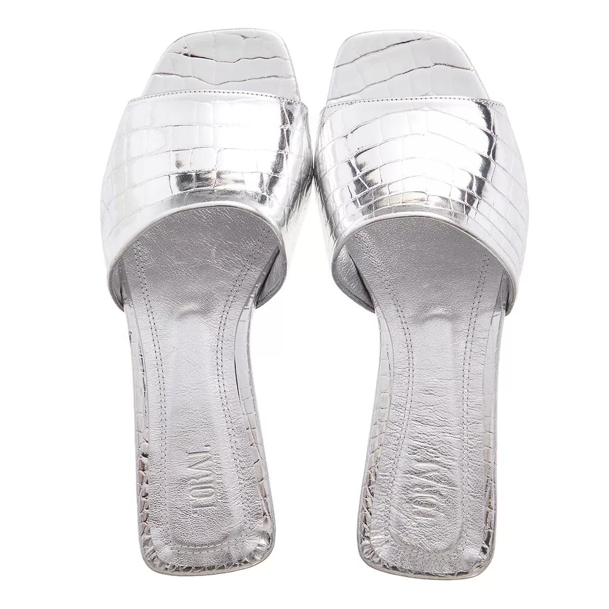toral sandales, toral silver animal print sandals en argent - pour dames