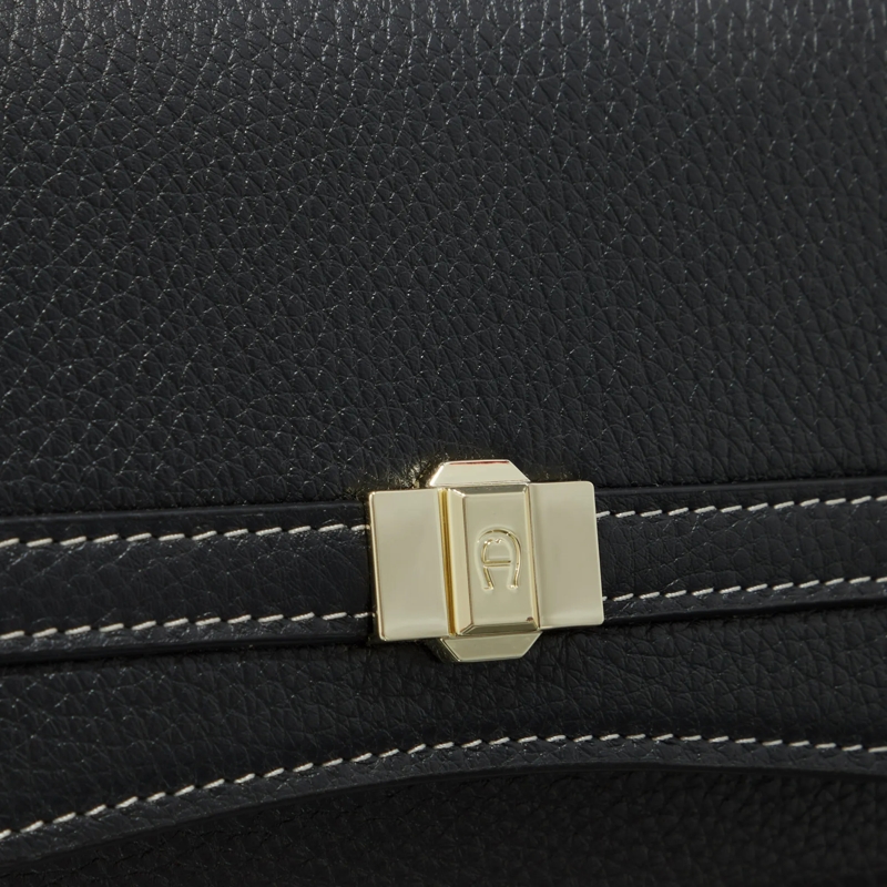 AIGNER Wallet On A Chain Wallet on Chain Black(Image 4)