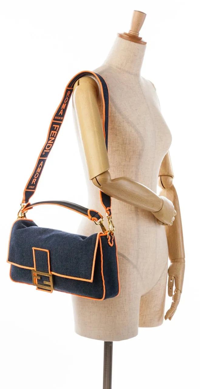 Thumbnail - Fendi Hobo Bags - Large Denim Baguette Satchel - Gr. unisize - in Blau - für Damen