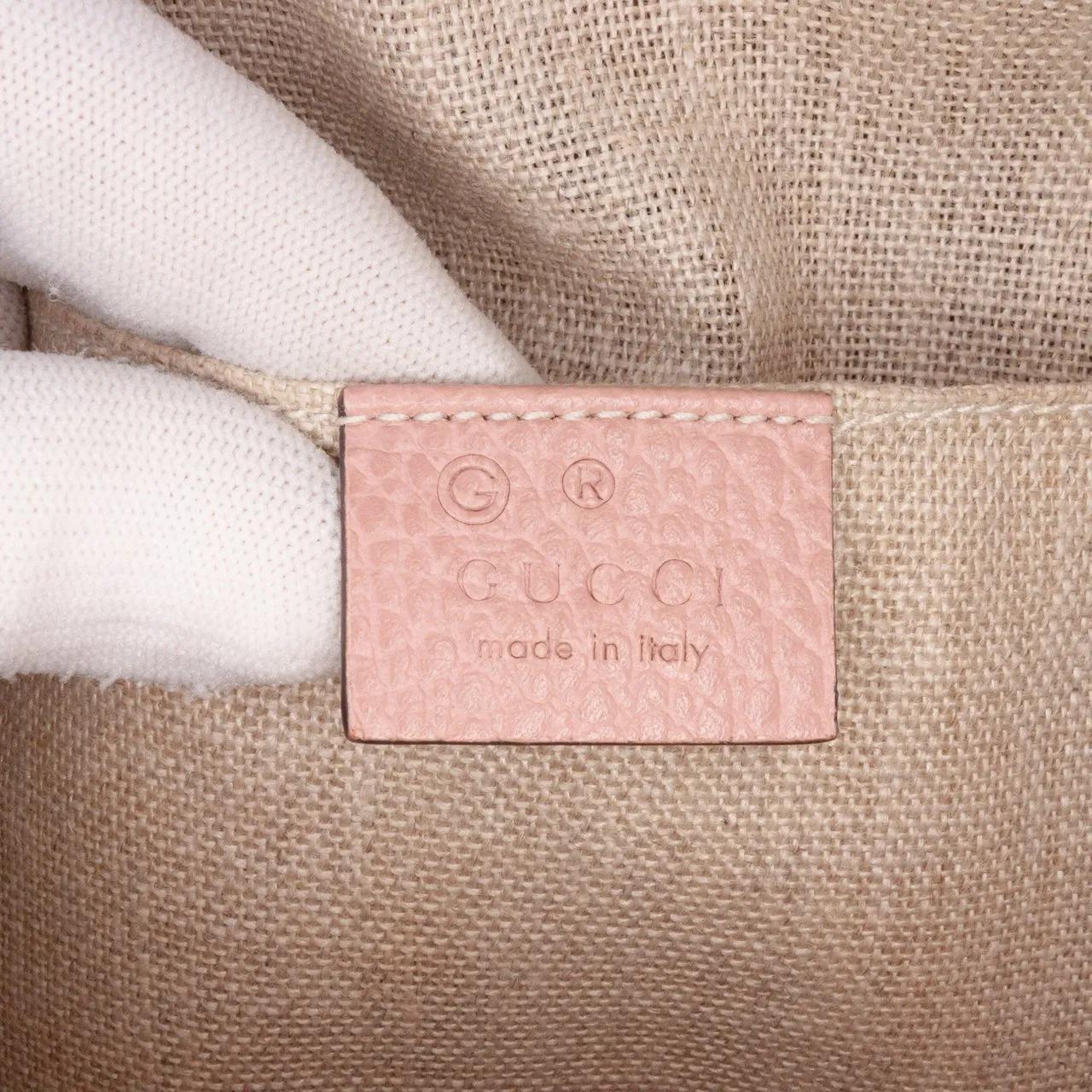 Thumbnail - Gucci Hobo Bags - Mini Leather GG Charm Dome Satchel - Gr. unisize - in Gold - für Damen