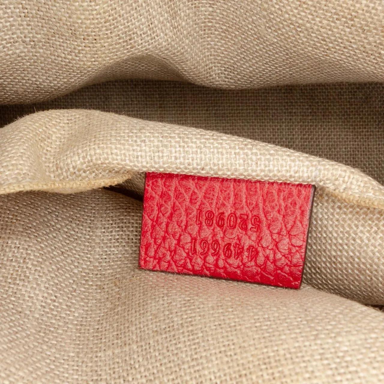 Thumbnail - Gucci Hobo Bags - Mini Leather GG Charm Dome Satchel - Gr. unisize - in Rot - für Damen