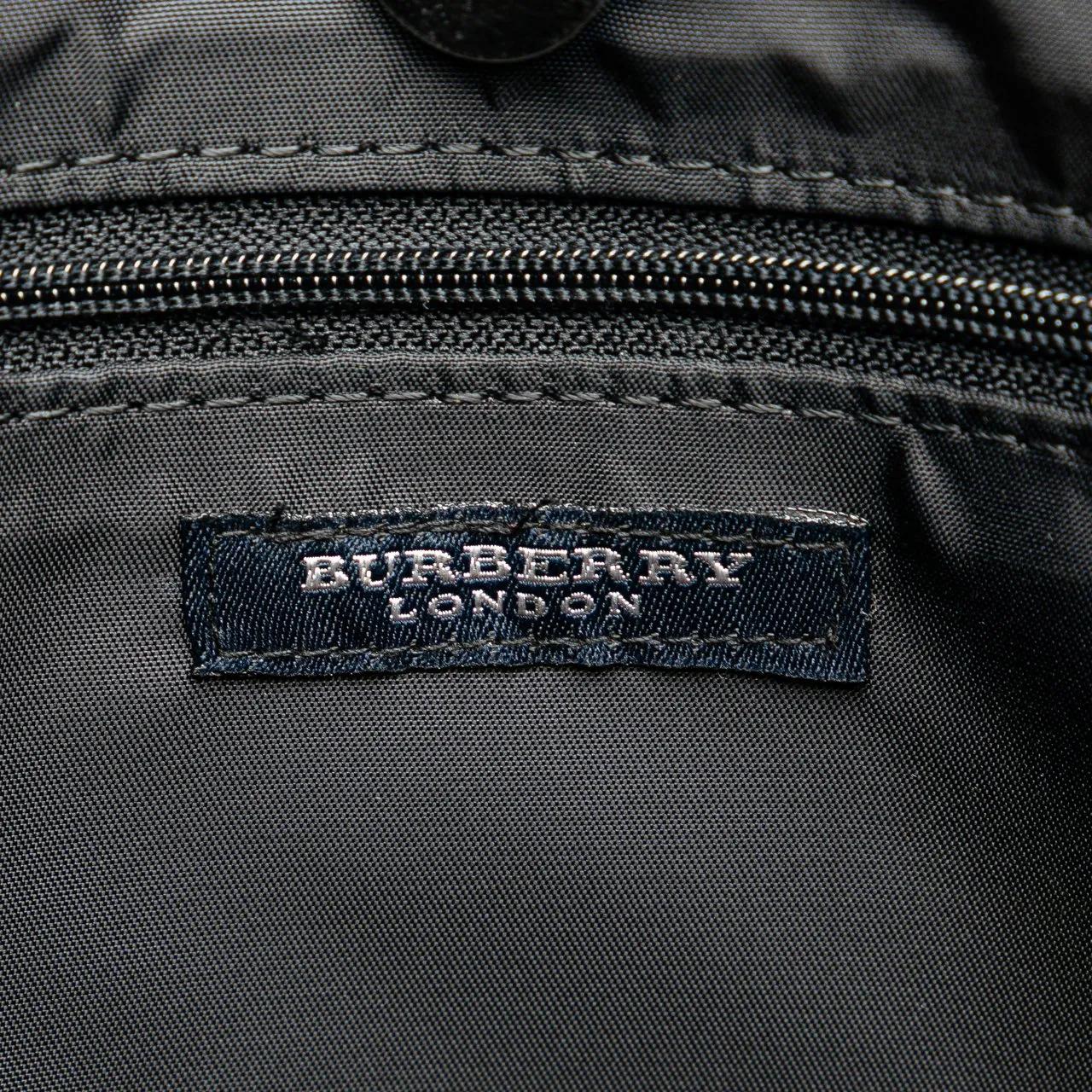 Thumbnail - Burberry Shopper - House Check Nylon Tote - Gr. unisize - in Schwarz - für Damen