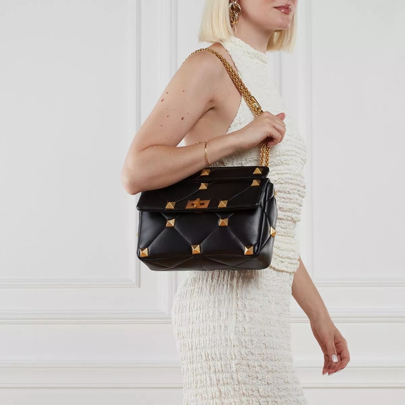 Valentino Garavani Crossbody Bag Roman Stud Quilted Crossbody Bag Nero(Image 3)