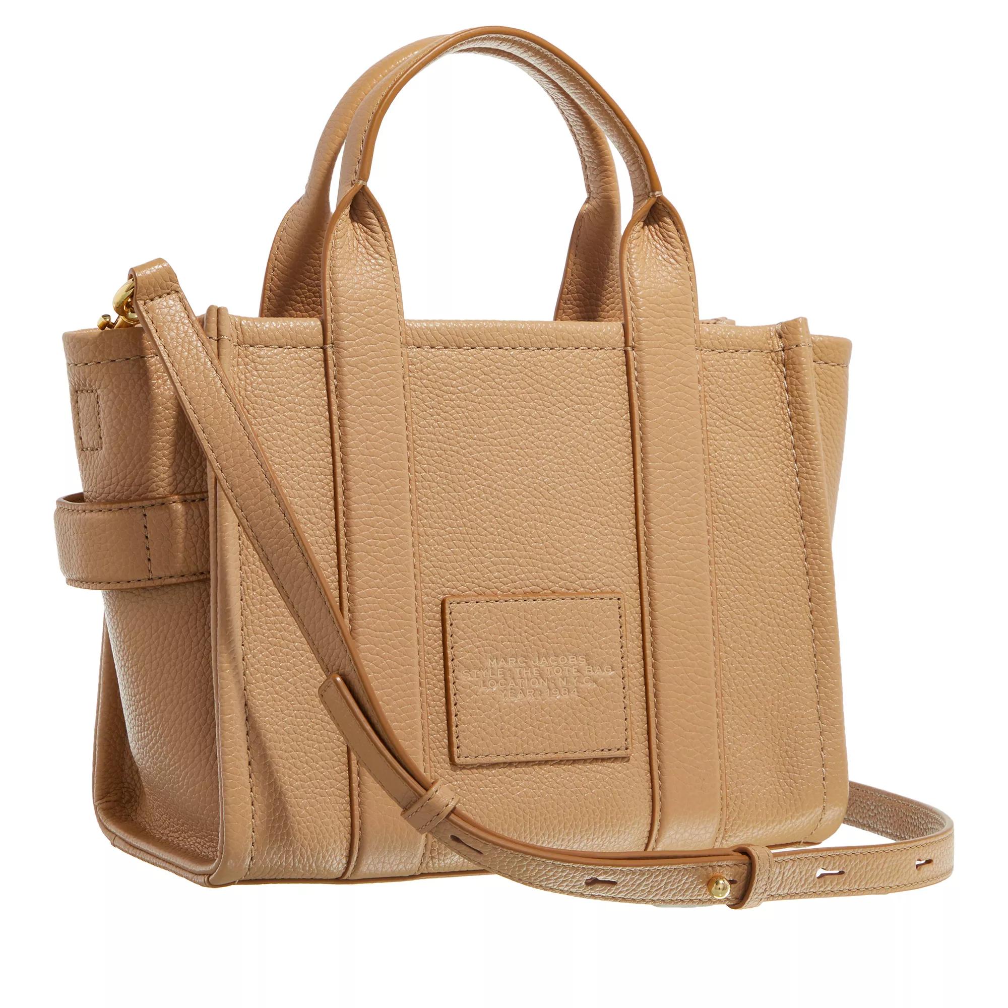 Marc Jacobs Shoppers & Totes Leather Tote Bag in beige
