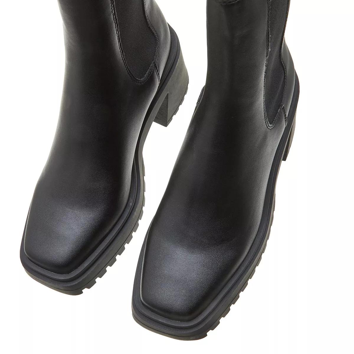 Steve madden boots on sale leather