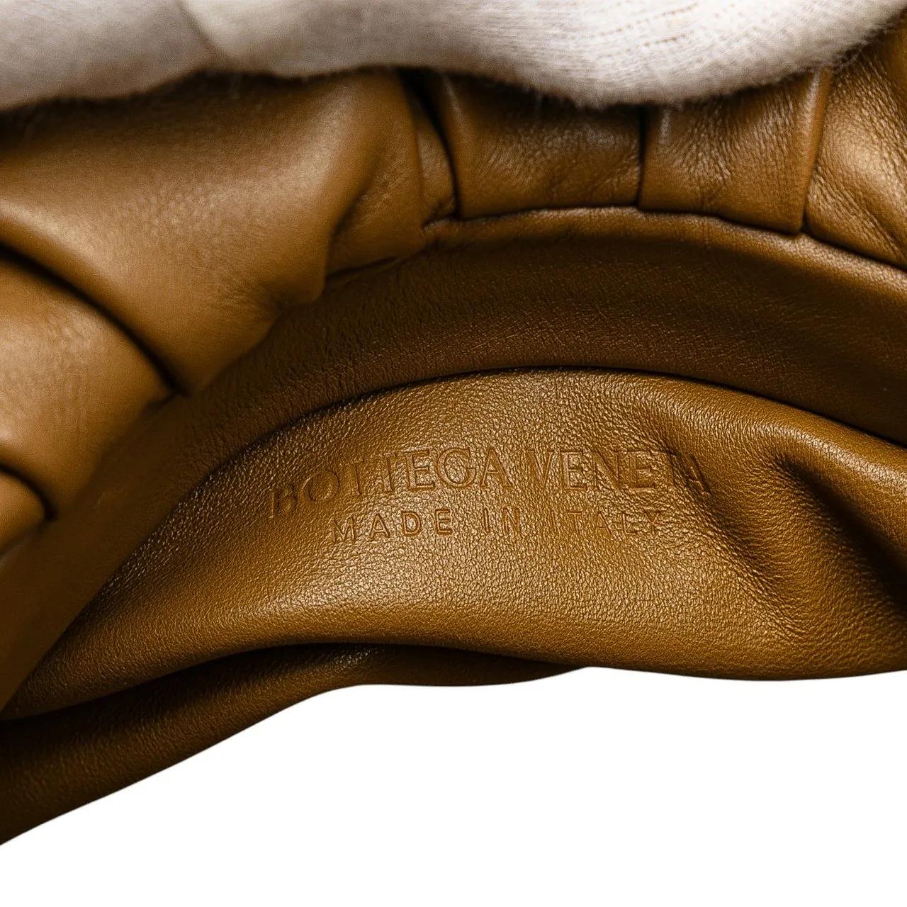 Thumbnail - Bottega Veneta Hobo Bags - Lambskin Chain Pouch - Gr. unisize - in Braun - für Damen