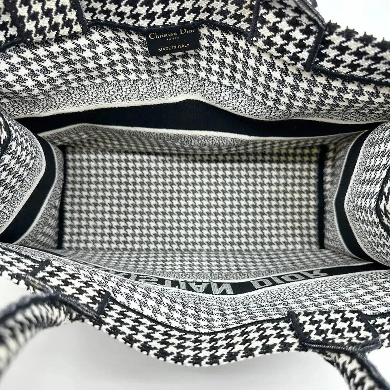 Thumbnail - Christian Dior Shopper - Dior Booktote medium houndstooth black white/ very - Gr. unisize - in Schwarz - für Damen
