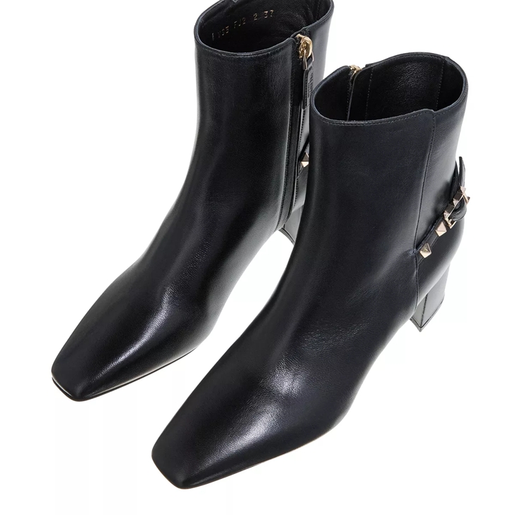 Valentino Garavani Nappa Leather Rockstud Ankle Boots Black Boat Shoe