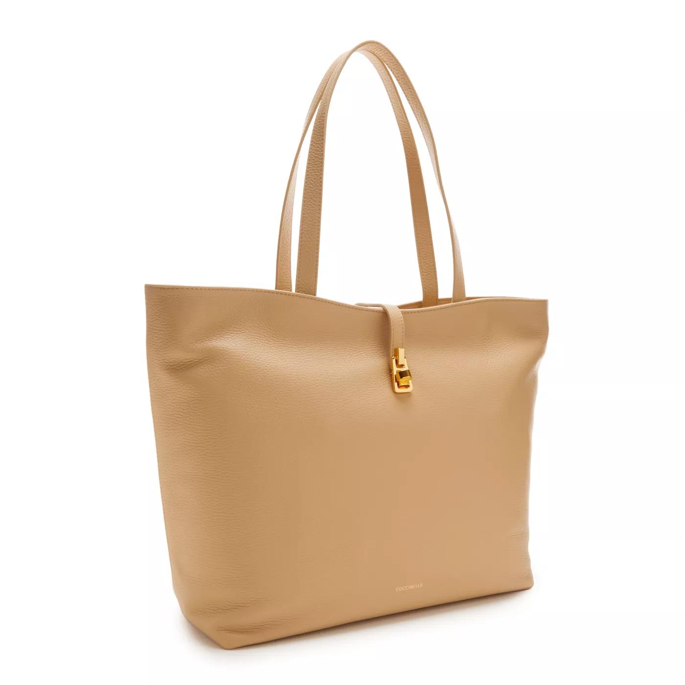 Coccinelle Shoppers Magie Soft Shopper in beige