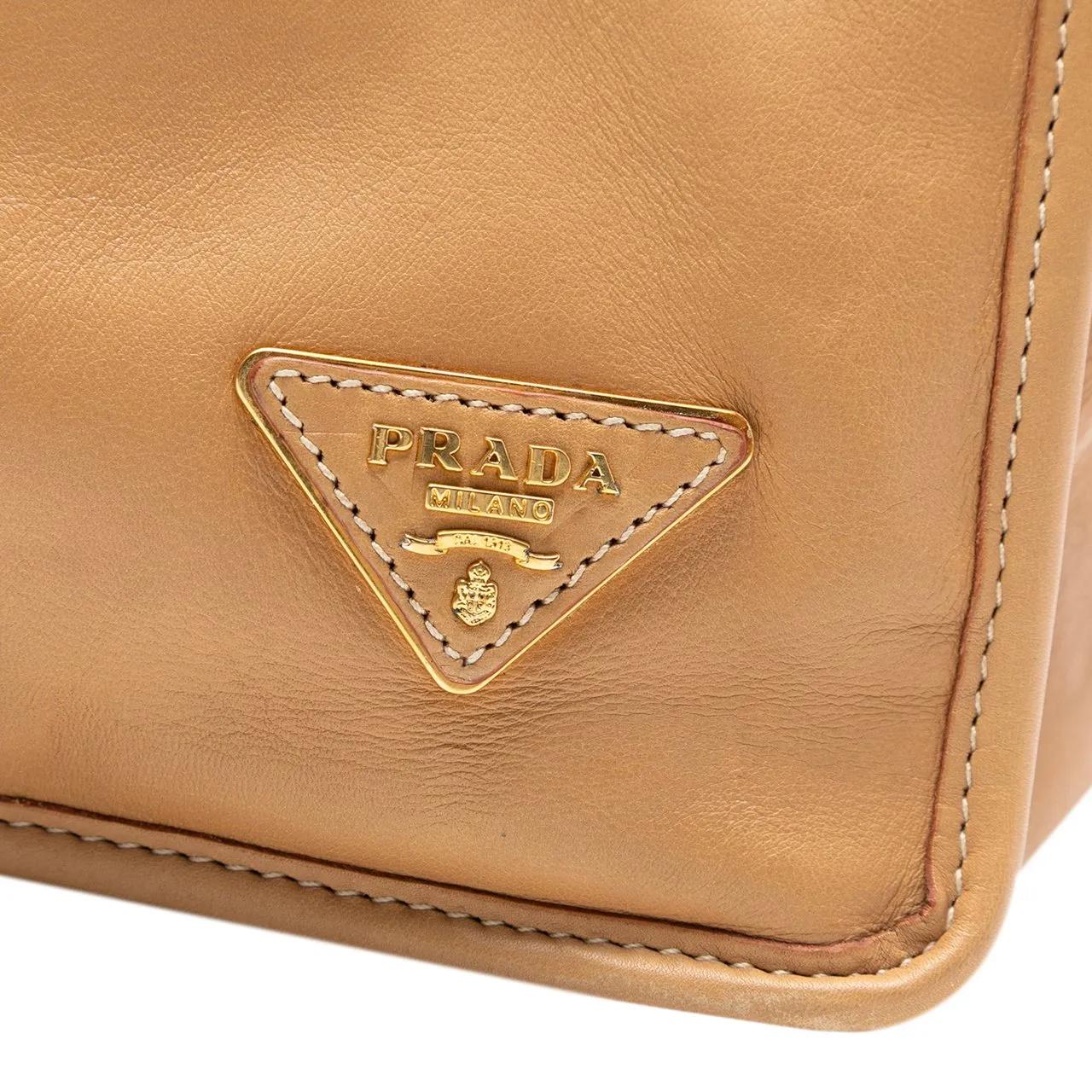 Thumbnail - Prada Hobo Bags - Soft Calf Satchel - Gr. unisize - in Braun - für Damen