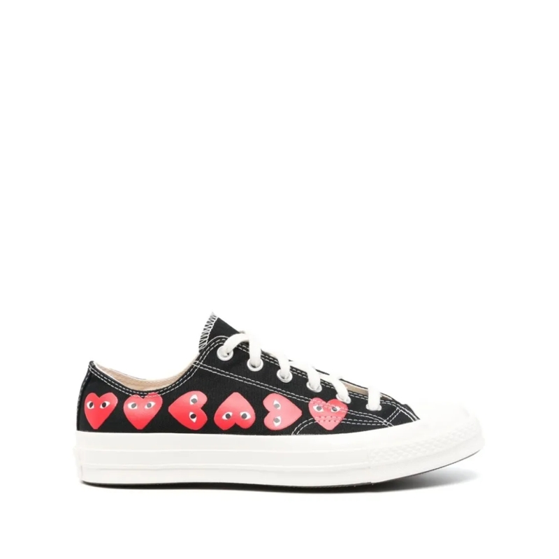 Comme des Garcons Sneaker basse Canvas Low-Top Sneakers With Playful Heart Logos Black